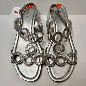 Bandolino Silver Wedges Size 9 1/2 New